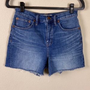 🌺2/$25 High Rise Denim Shorts Raw Hem 28